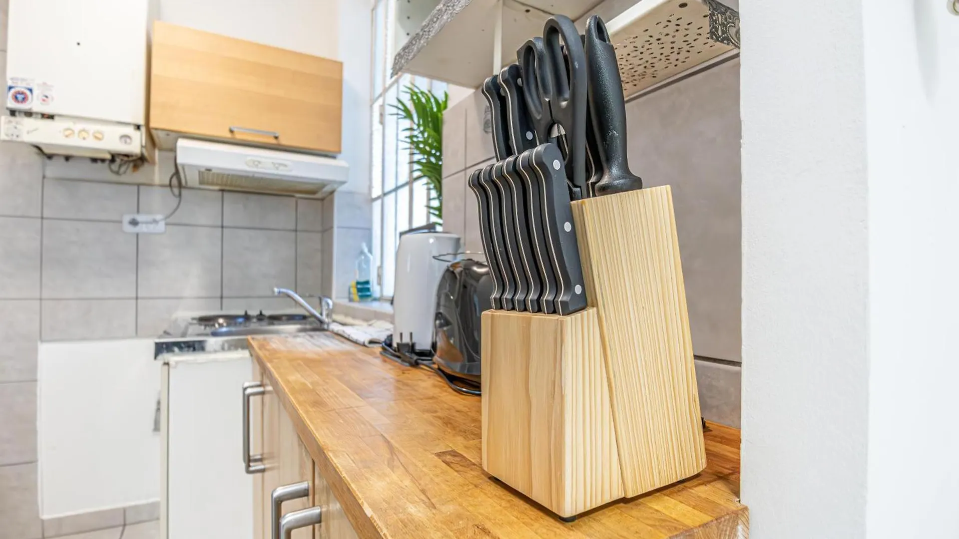 Apartment 1Br Apt, Smart Tv & Fully Equipped, For Longstays Vienna